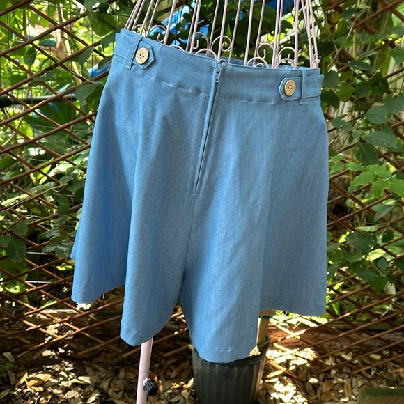 Hell Bunny retro Utah Shorts - Picture 2 of 2